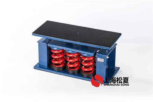 柴油發(fā)電機(jī)<a href='http://www.huchuangwang.com' target='_blank'><u>彈簧減震器</u></a>就是指傳動(dòng)裝置+發(fā)電機(jī)組